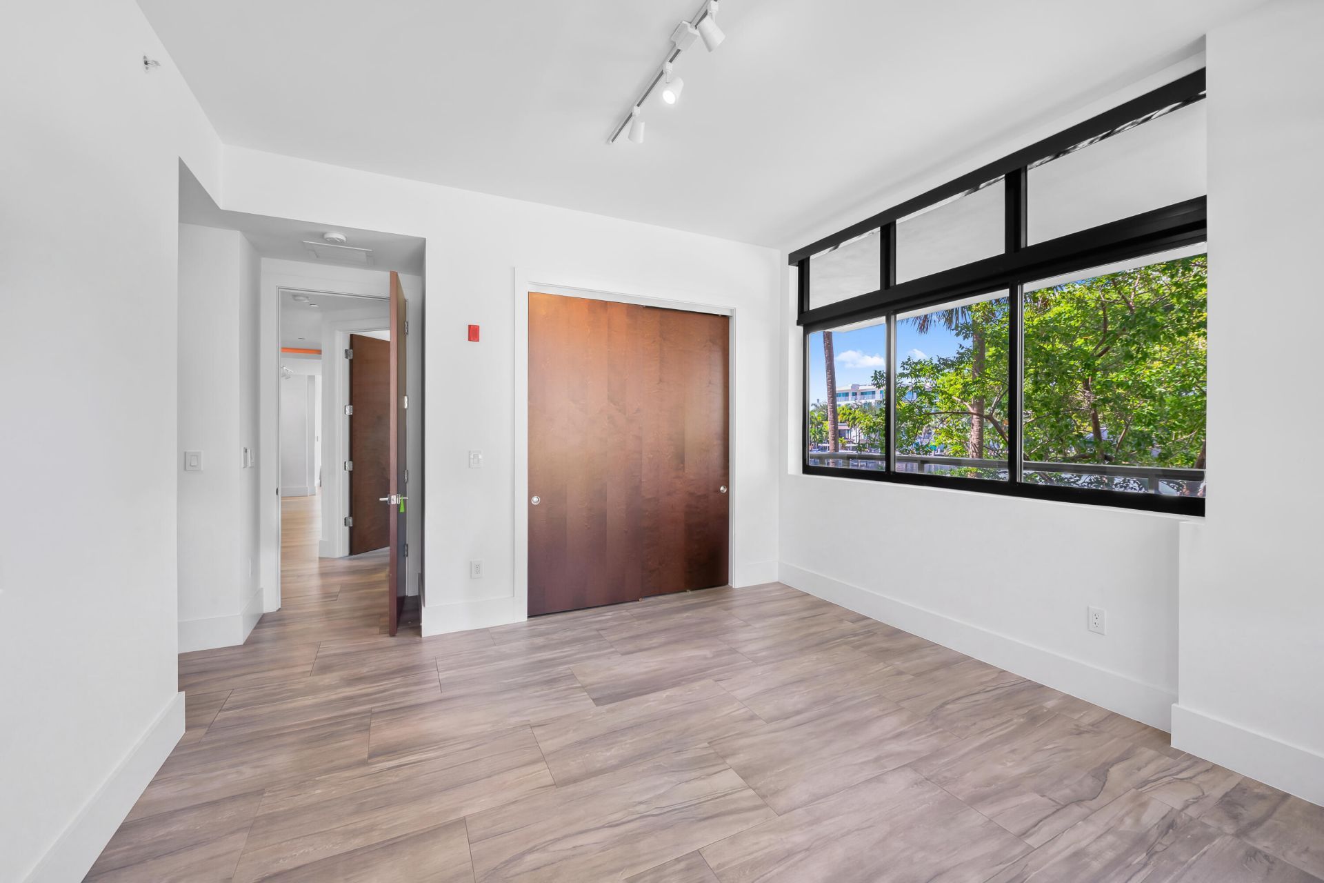 161 Isle Of Venice Drive, Unit 204, Fort Lauderdale, FL 33301 Photo
