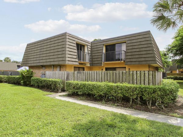 2218 22nd Way, West Palm Beach, FL 33407