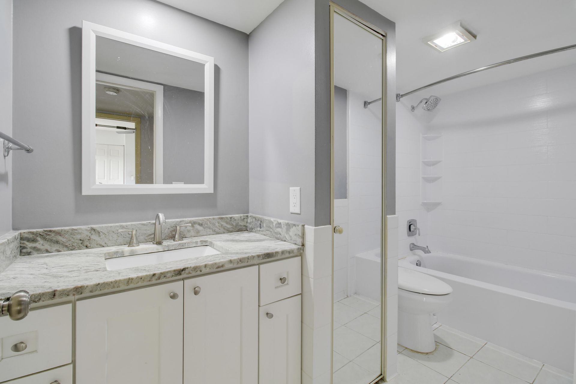 2218 22nd Way, West Palm Beach, FL 33407 Photo