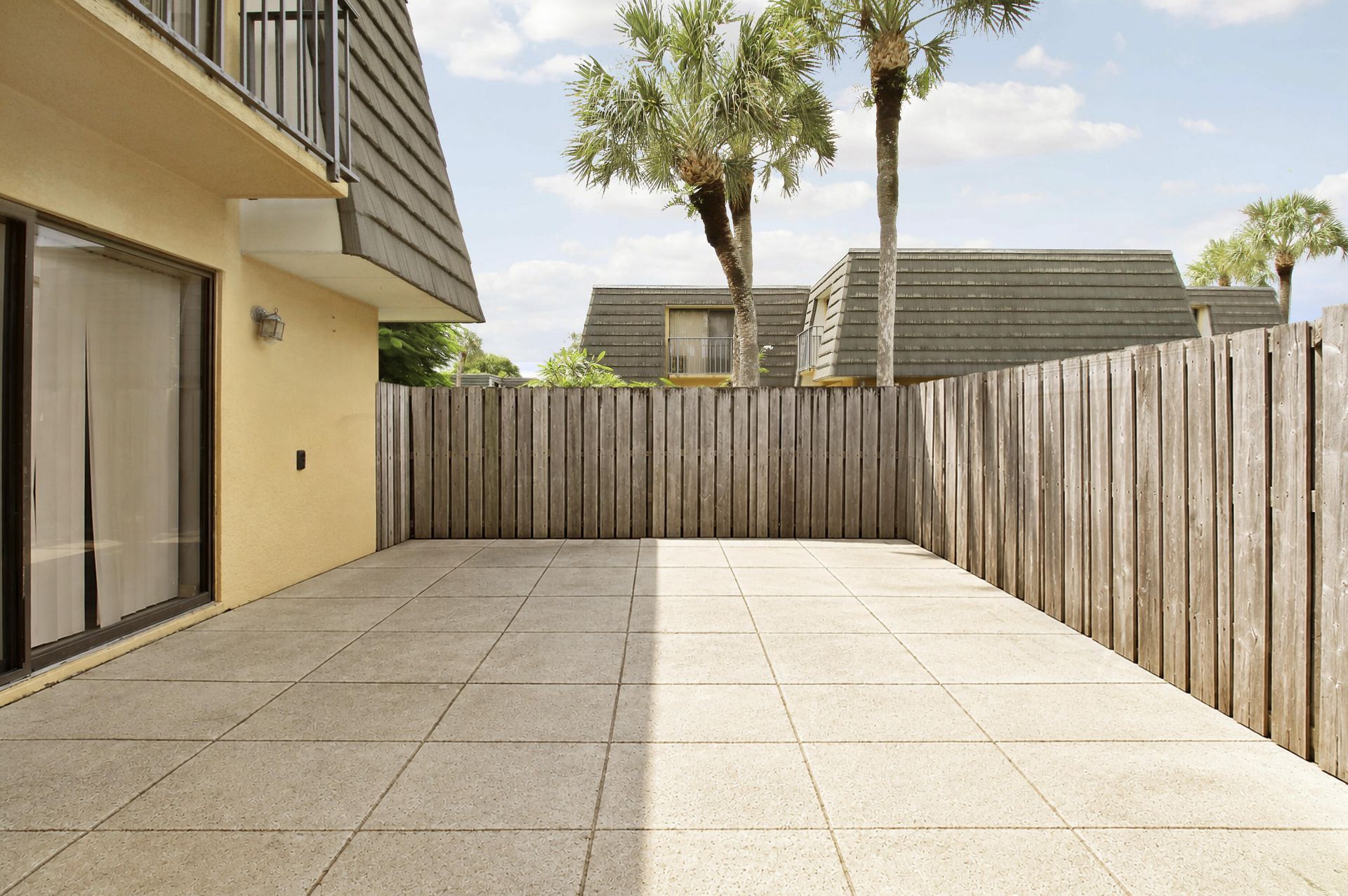 2218 22nd Way, West Palm Beach, FL 33407 Photo