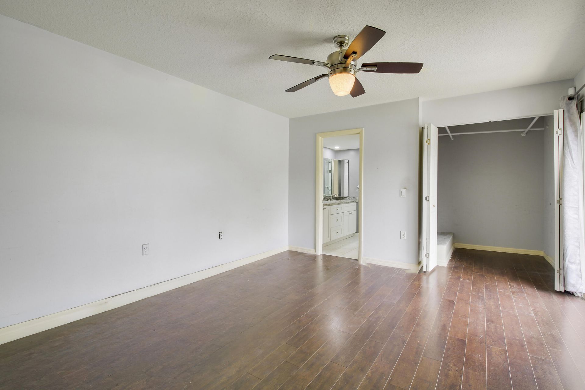 2218 22nd Way, West Palm Beach, FL 33407 Photo