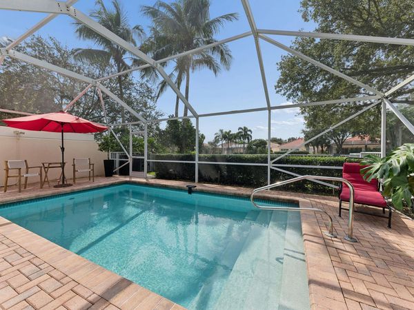 7910 Pine Island Way, West Palm Beach, FL 33411