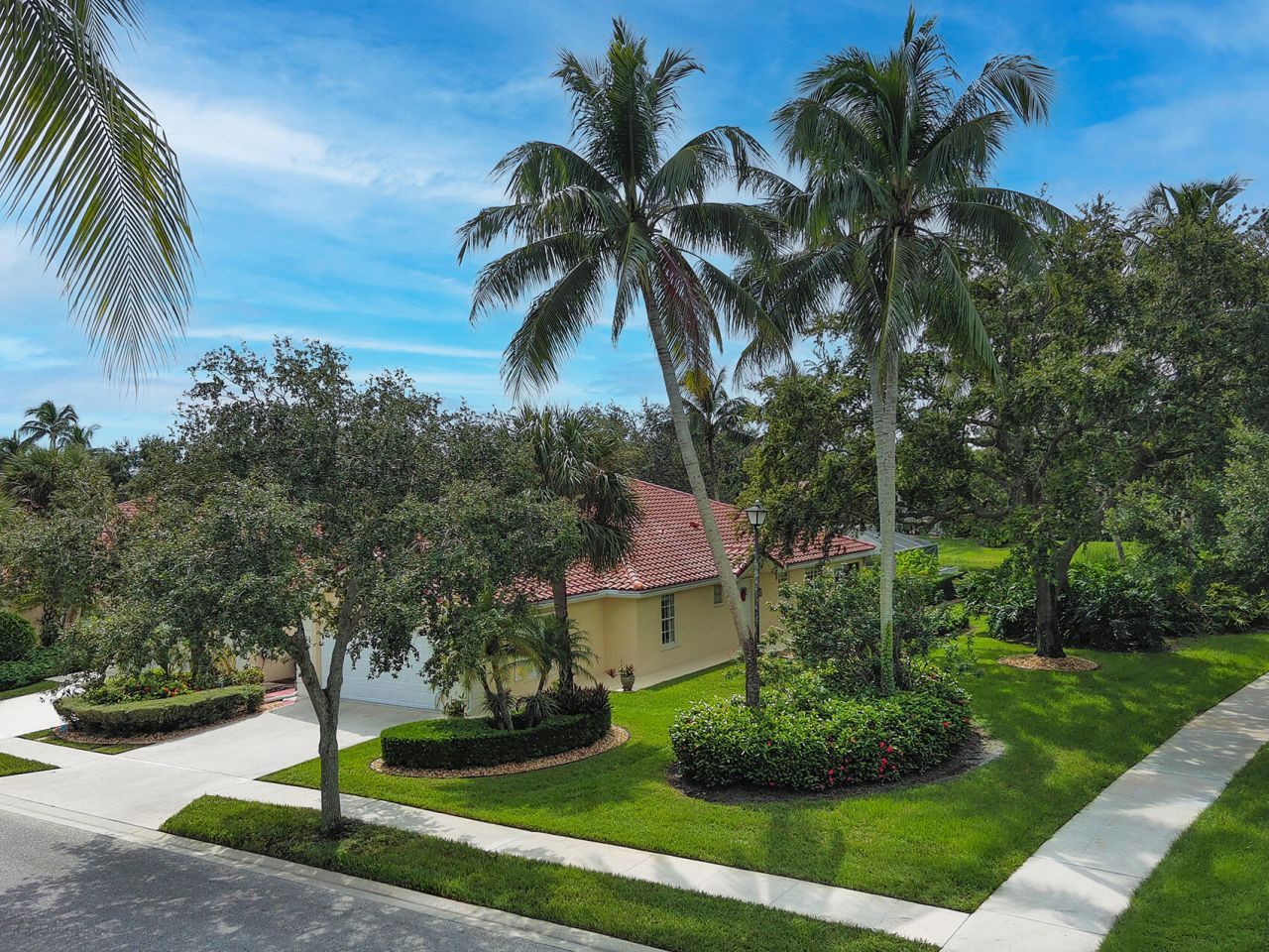 7910 Pine Island Way, West Palm Beach, FL 33411 Photo