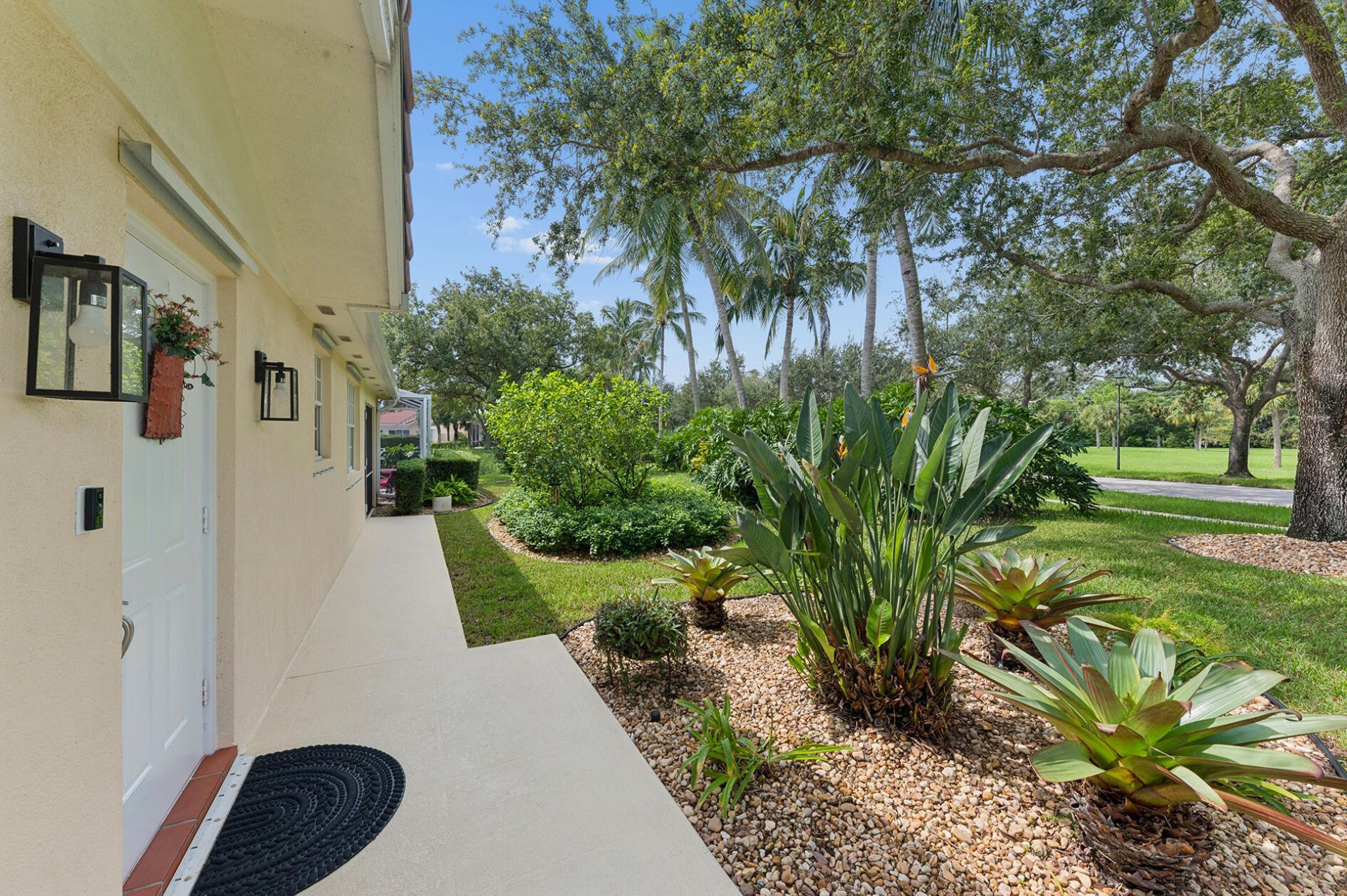 7910 Pine Island Way, West Palm Beach, FL 33411 Photo