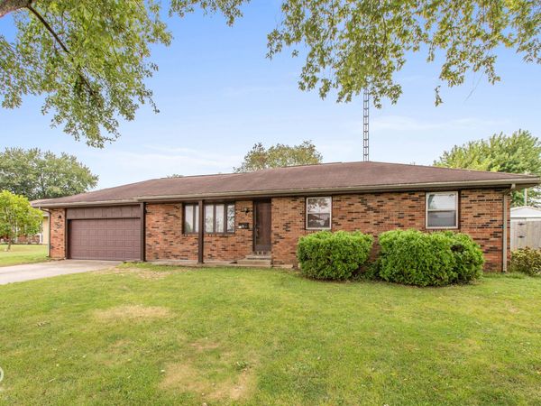 296 Western Parkway , Seymour, IN 47274