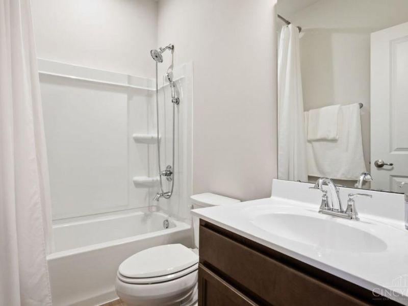 5 Wentworth Lane, Cincinnati, OH 45236 Photo 44
