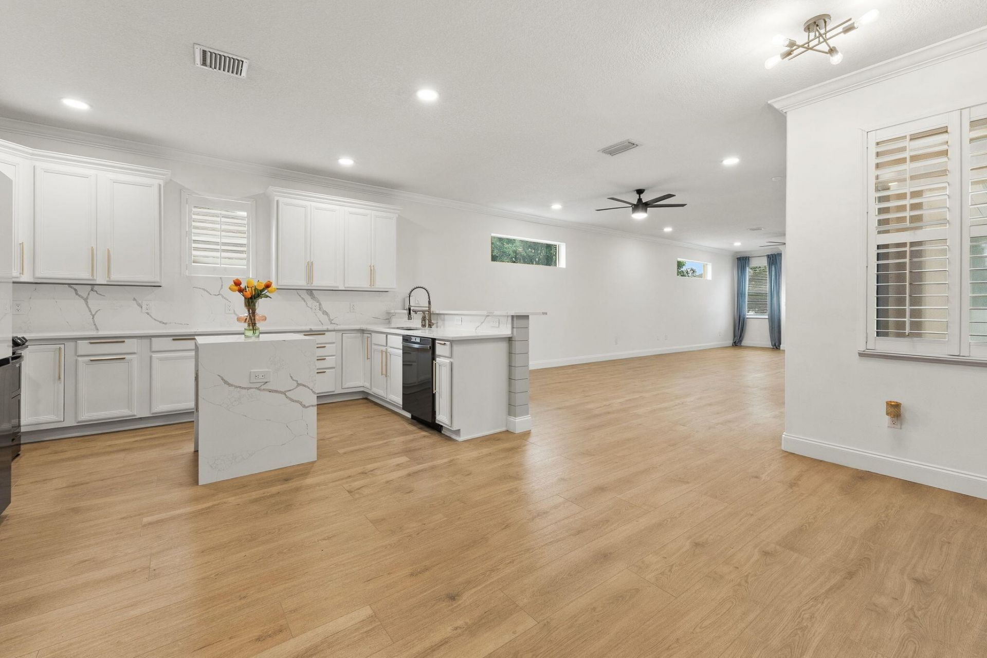 5740 NW Zenith Drive, Port Saint Lucie, FL 34986 Photo