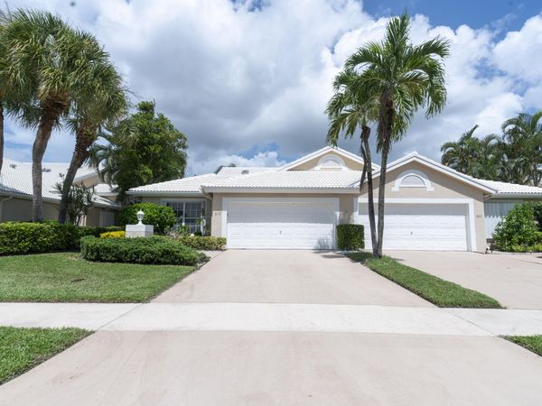 6113 GREENSPOINTE Drive, Unit 10, Boynton Beach, FL 33437