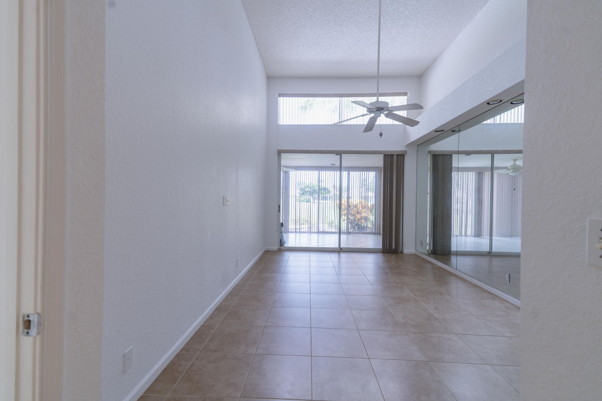 6113 Greenspointe Drive, Unit 10, Boynton Beach, FL 33437 Photo