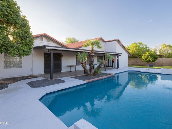 1457 N HOBSON, Mesa, AZ 85203