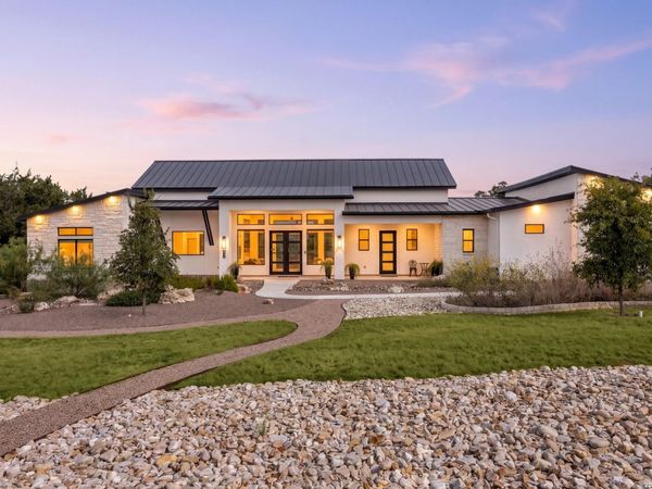 576 ROSEMARY RIDGE DR, Bulverde, TX 78163