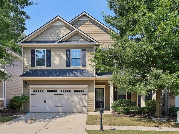 708 Pineglen Drive , Acworth, GA 30102