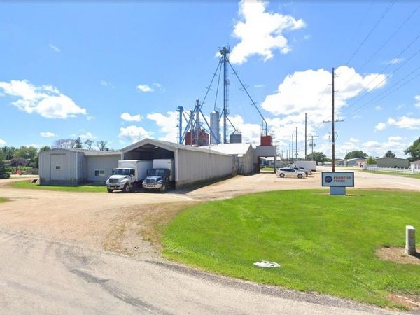 130 E 11Th Street, Monticello, IA 52310