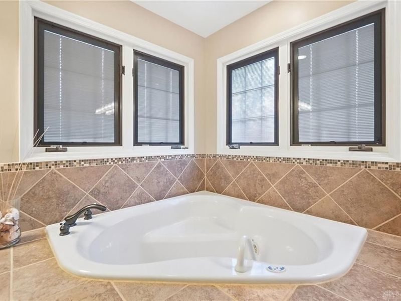998 Brookwood Drive, Troy, OH 45373 Photo 43