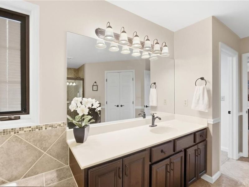 998 Brookwood Drive, Troy, OH 45373 Photo 45