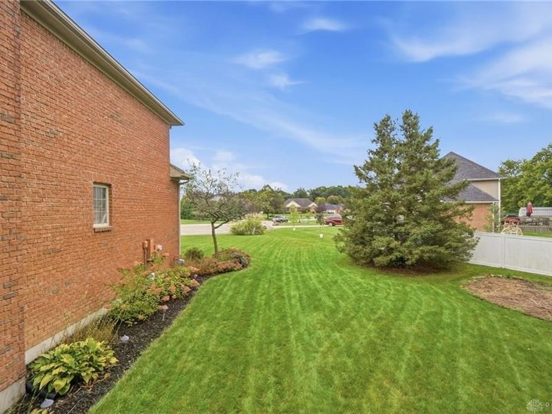 998 Brookwood Drive, Troy, OH 45373 Photo 75
