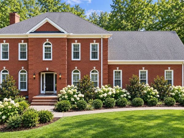 1401 Woodmere Ct, Nashville, TN 37221