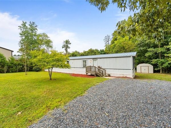 4919 Old Greensboro Road , Randleman, NC 27317