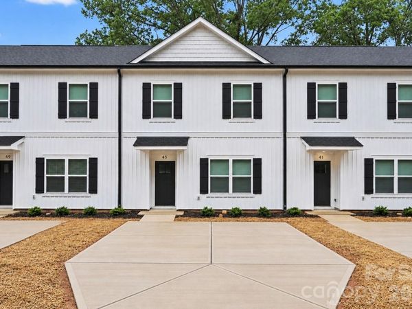 45 E 13th Street , Newton, NC 28658