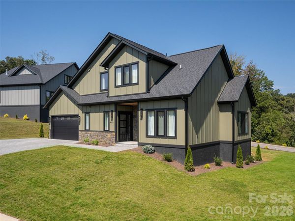 403 Big Hill Drive, Arden, NC 28704