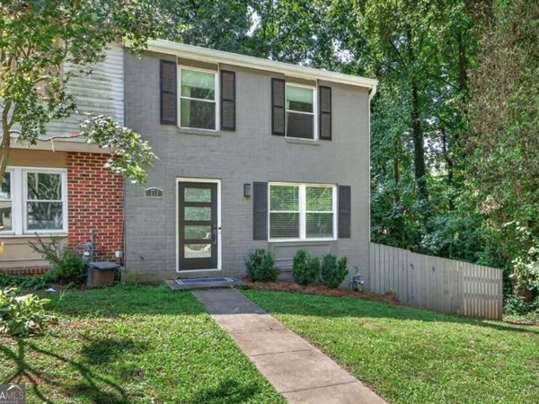 173 Roswell Commons Way, Roswell, GA 30076