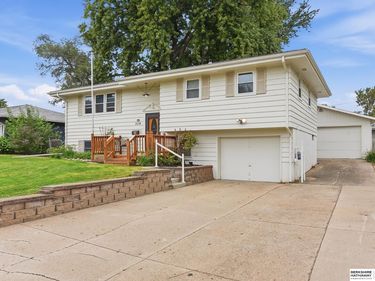 5114 S 121st Street, Omaha, NE 68137