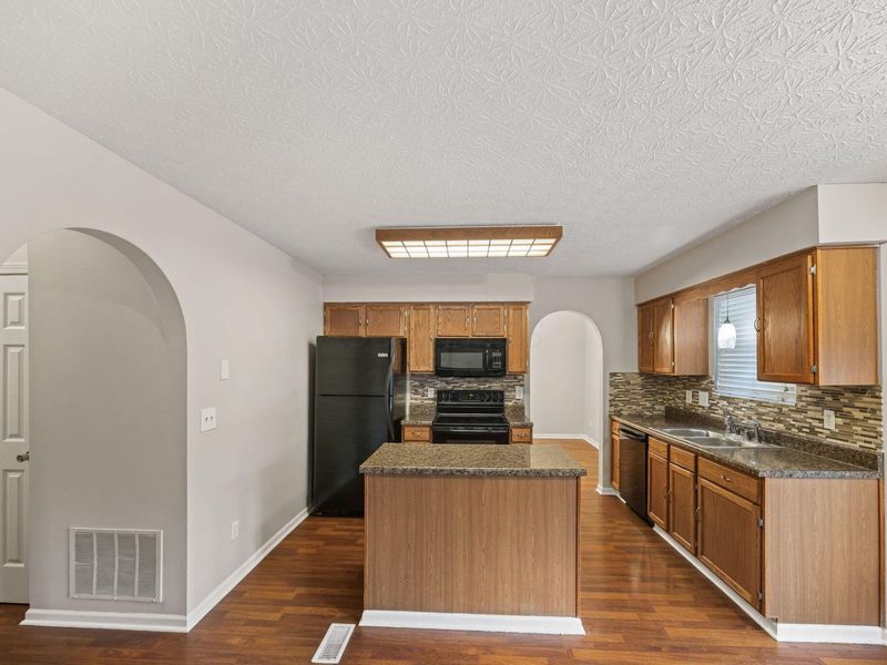 1766 Damos Way , Marysville, OH 43040 Photo 17