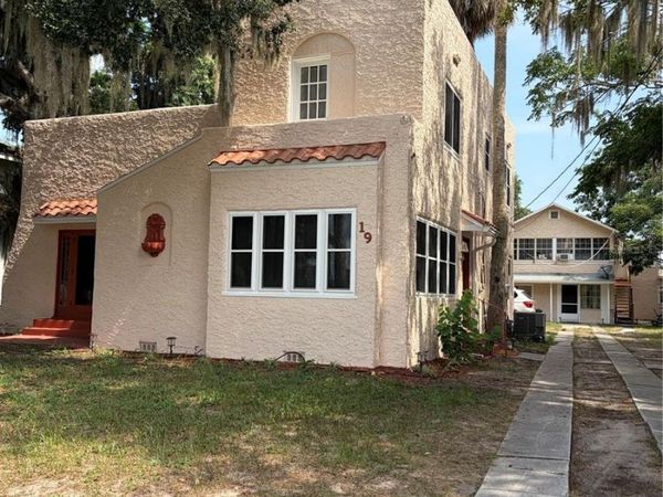 19 W PENDLETON AVENUE , EUSTIS, FL 32726