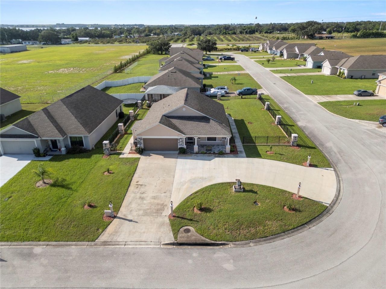 524 Central Ridge Lane , Frostproof, FL 33843 Photo