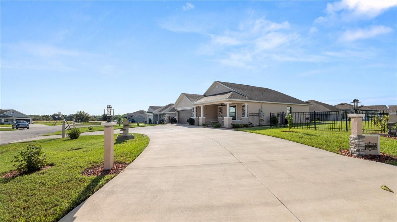 524 Central Ridge Lane , Frostproof, FL 33843 Photo