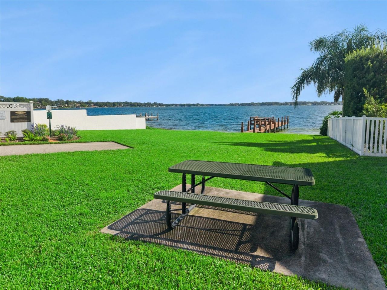 637 Lake Harbor Circle, Orlando, FL 32809 Photo
