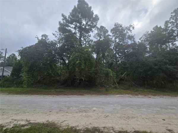 ENGLISH SPARROW ROAD , WEEKI WACHEE, FL 34614