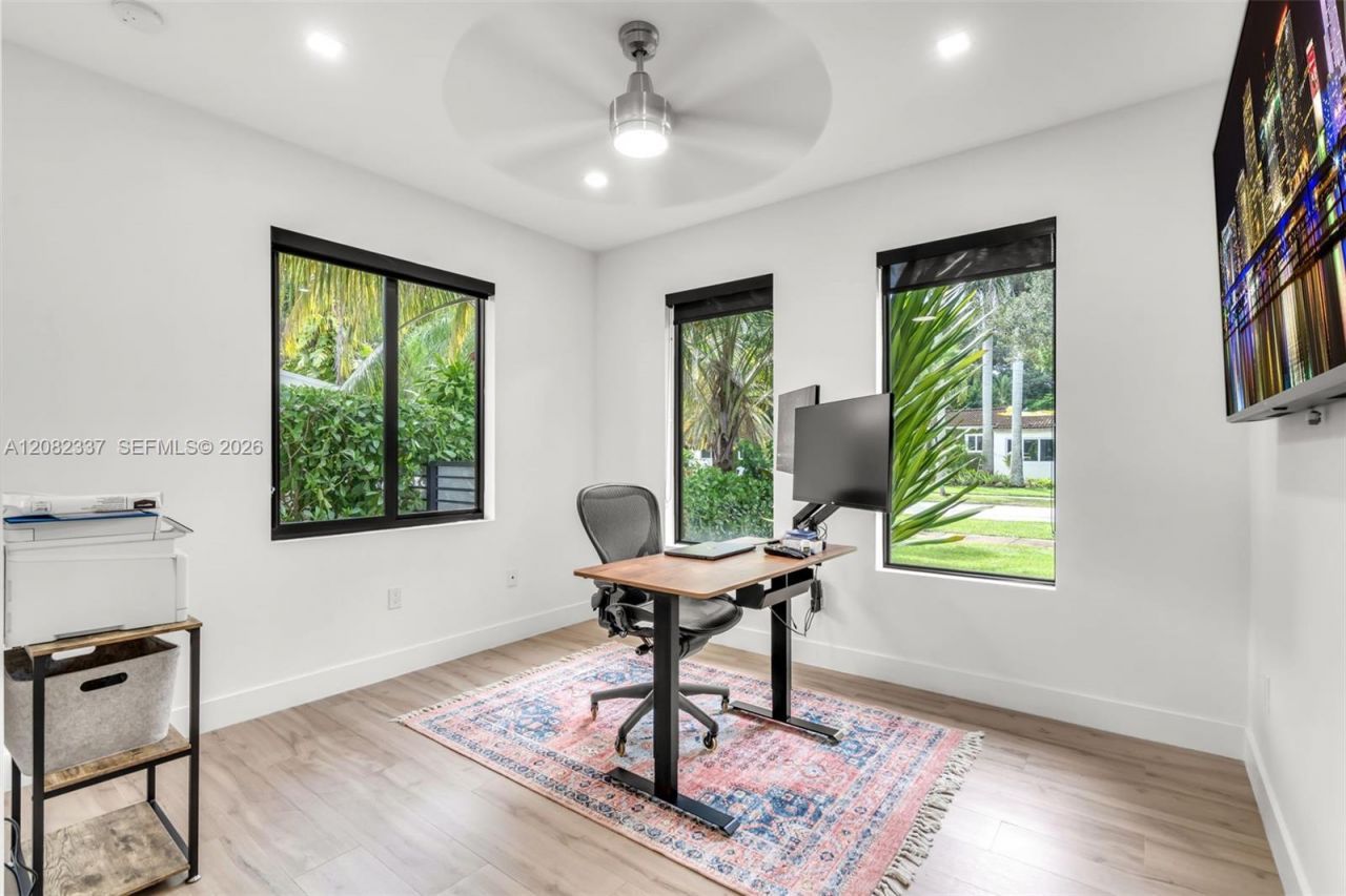 5759 SW 42nd St , Miami, FL 33155 Photo