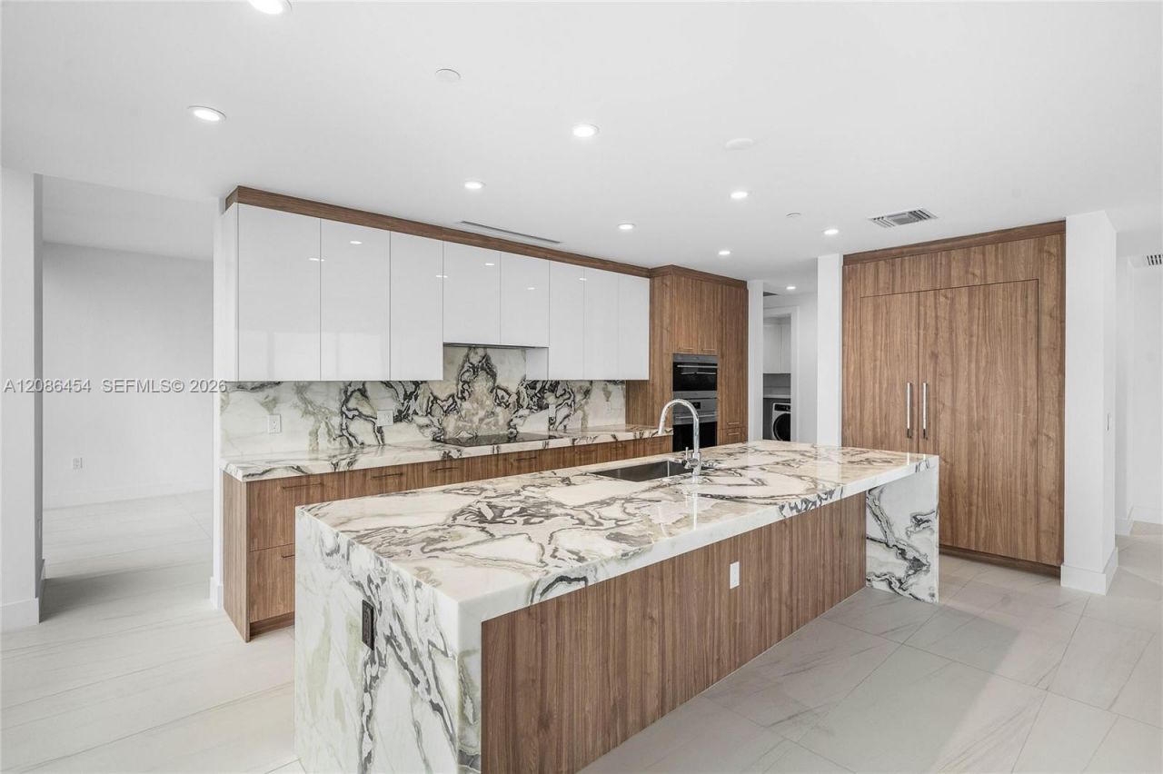 153 N Seabreeze Blvd, Unit 1002-S, Fort Lauderdale, FL 33304 Photo