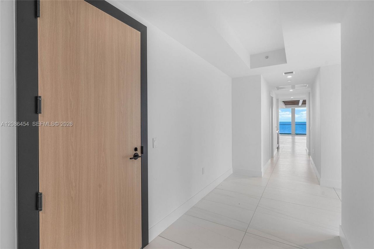 153 N Seabreeze Blvd, Unit 1002-S, Fort Lauderdale, FL 33304 Photo