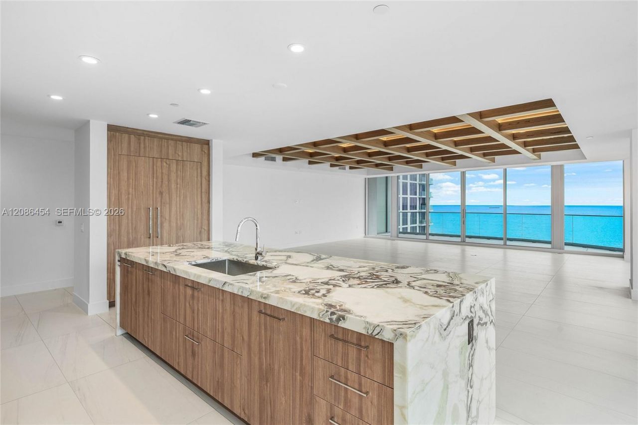 153 N Seabreeze Blvd, Unit 1002-S, Fort Lauderdale, FL 33304 Photo