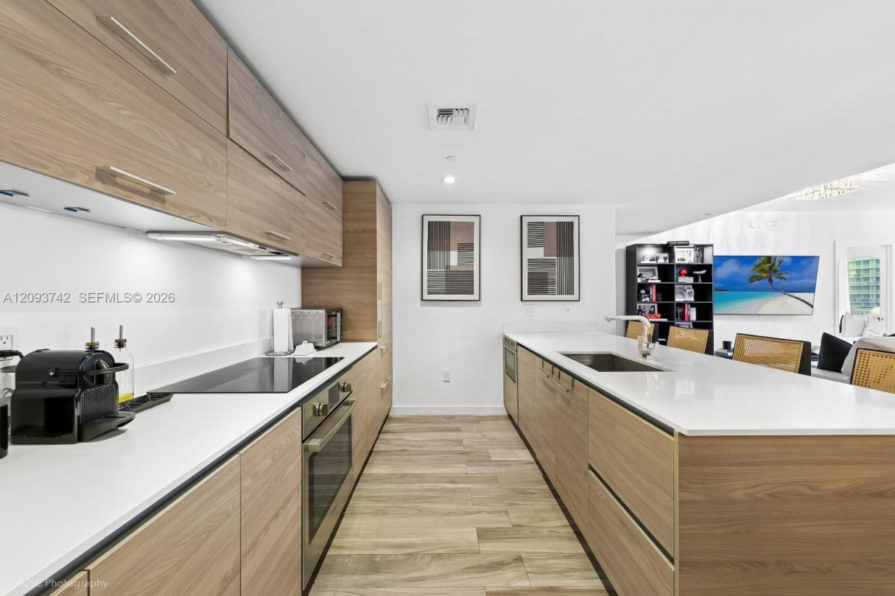 1300 S Miami Ave, Unit 2310, Miami, FL 33130 Photo
