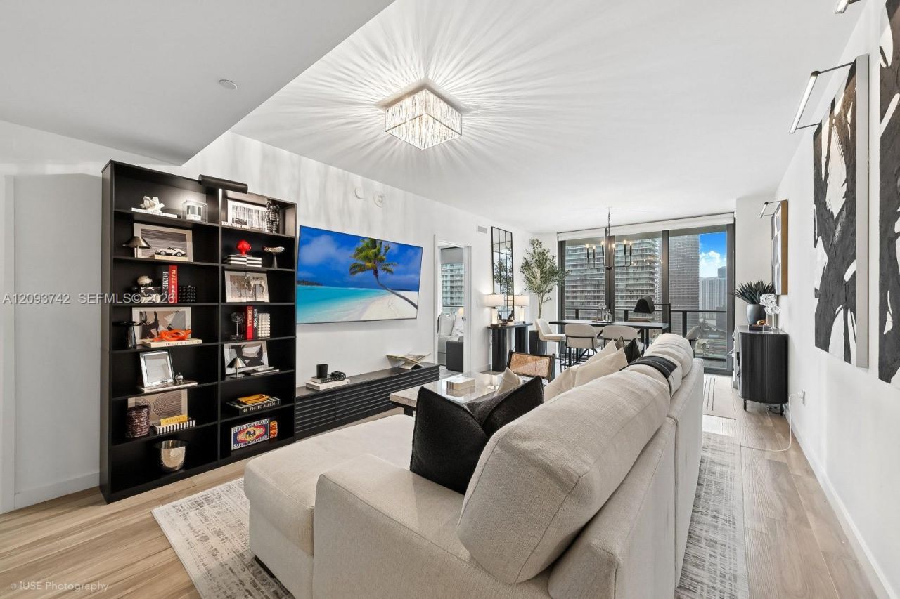 1300 S Miami Ave, Unit 2310, Miami, FL 33130 Photo