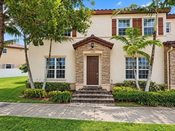 17169 SW 96th St , Miami, FL 33196