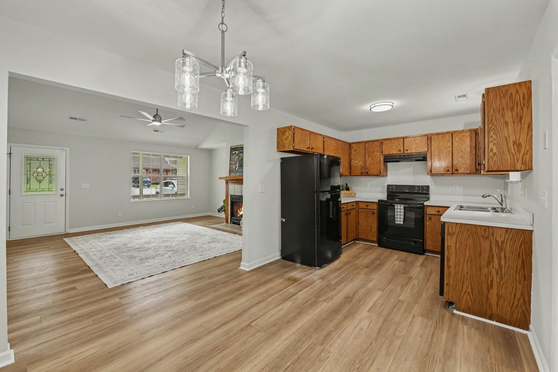 218 Beverly Drive Photo 4