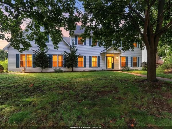 1498 PARKWAY DRIVE, Green Bay, WI 54304
