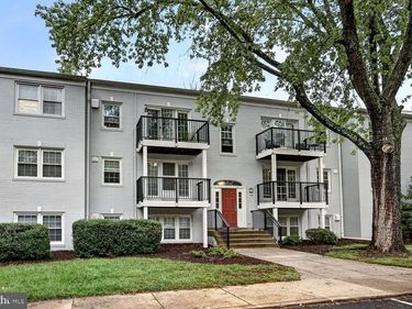 9453 FAIRFAX BOULEVARD , Unit 204, FAIRFAX, VA 22031