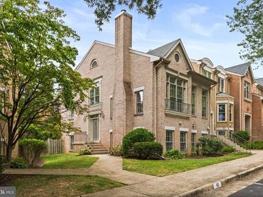 2271 KINGS GARDEN WAY , FALLS CHURCH, VA 22043
