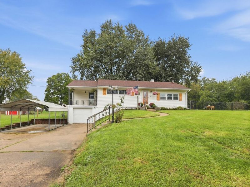 585 Vale Road, Springfield, OH 45504 Photo 3