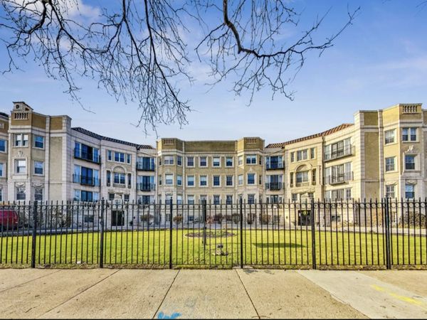 6832 S South Shore Drive, Unit 2, Chicago, IL 60649