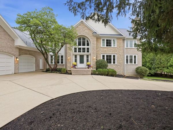 3 Hillburn Court , North Barrington, IL 60010