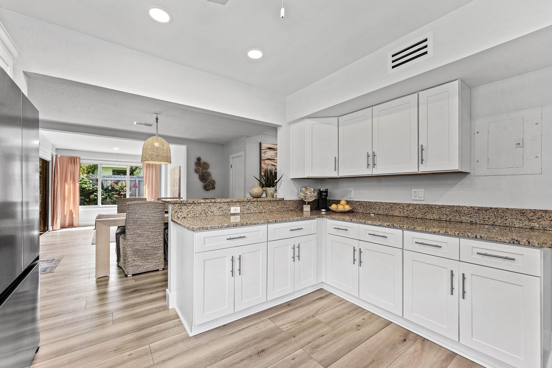233 Lake Terrace, Delray Beach, FL 33444 Photo