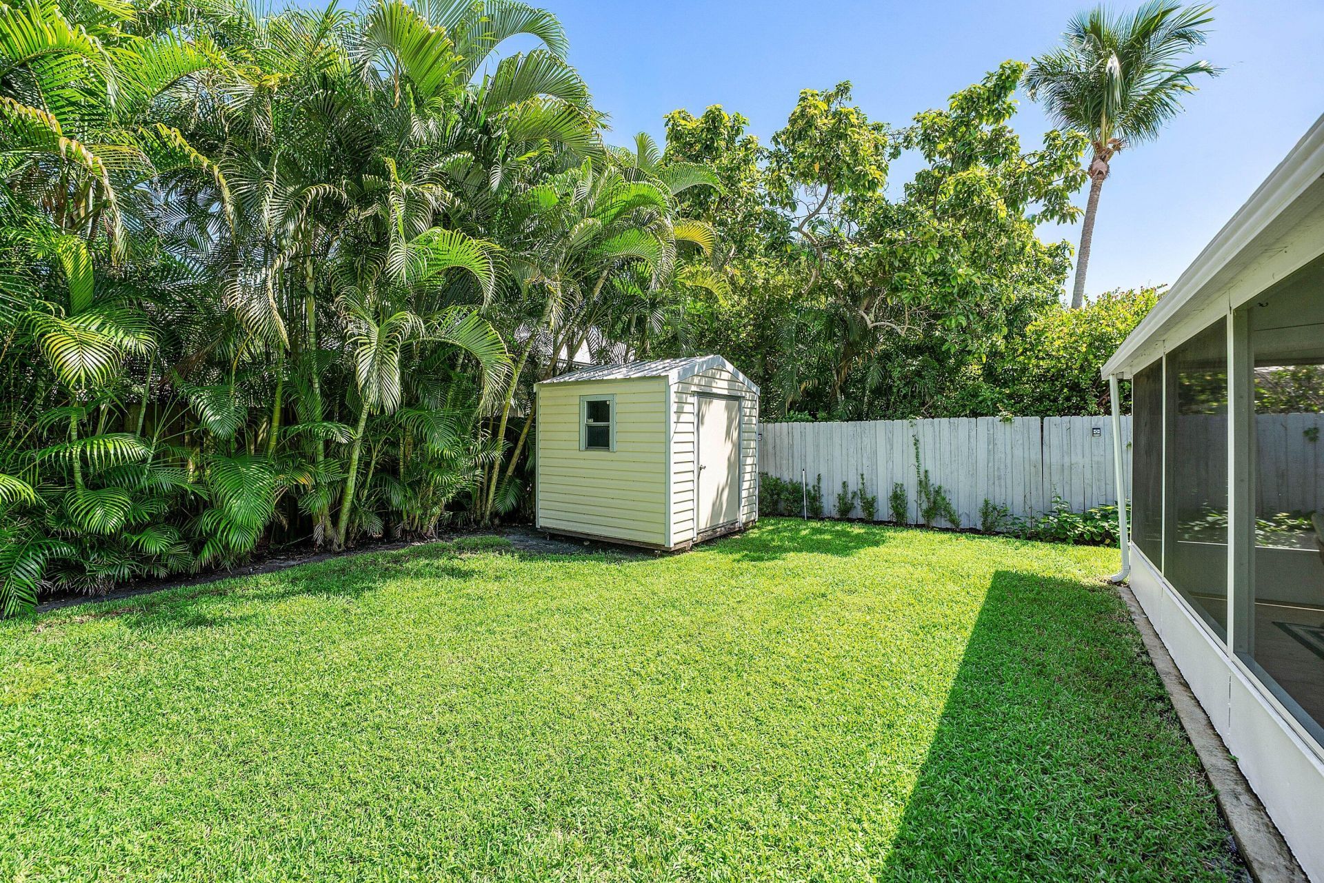 233 Lake Terrace, Delray Beach, FL 33444 Photo