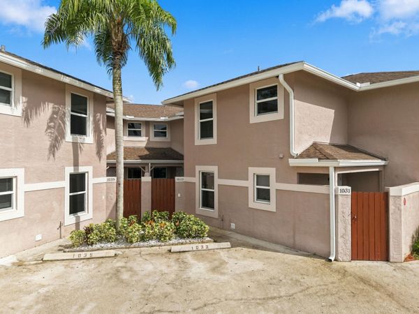 1033 Goldenrod Road, Wellington, FL 33414
