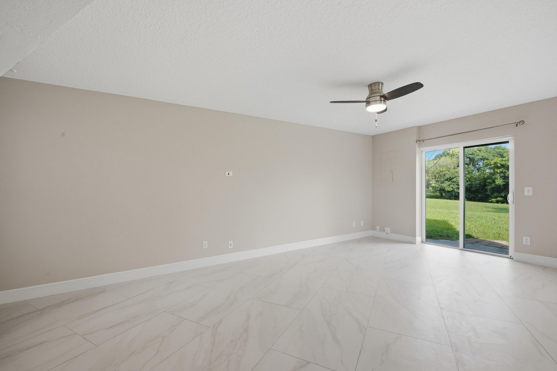 1033 Goldenrod Road, Wellington, FL 33414 Photo